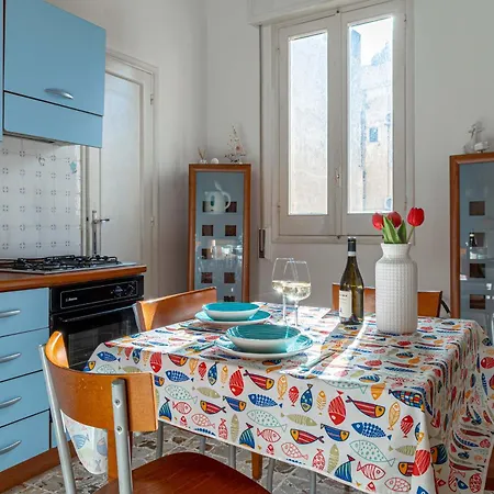 Apartment Accogliente A Per 2 A 4 Persone Con Balconcino Vicino Al Centro Storico, Porto E Spiagge